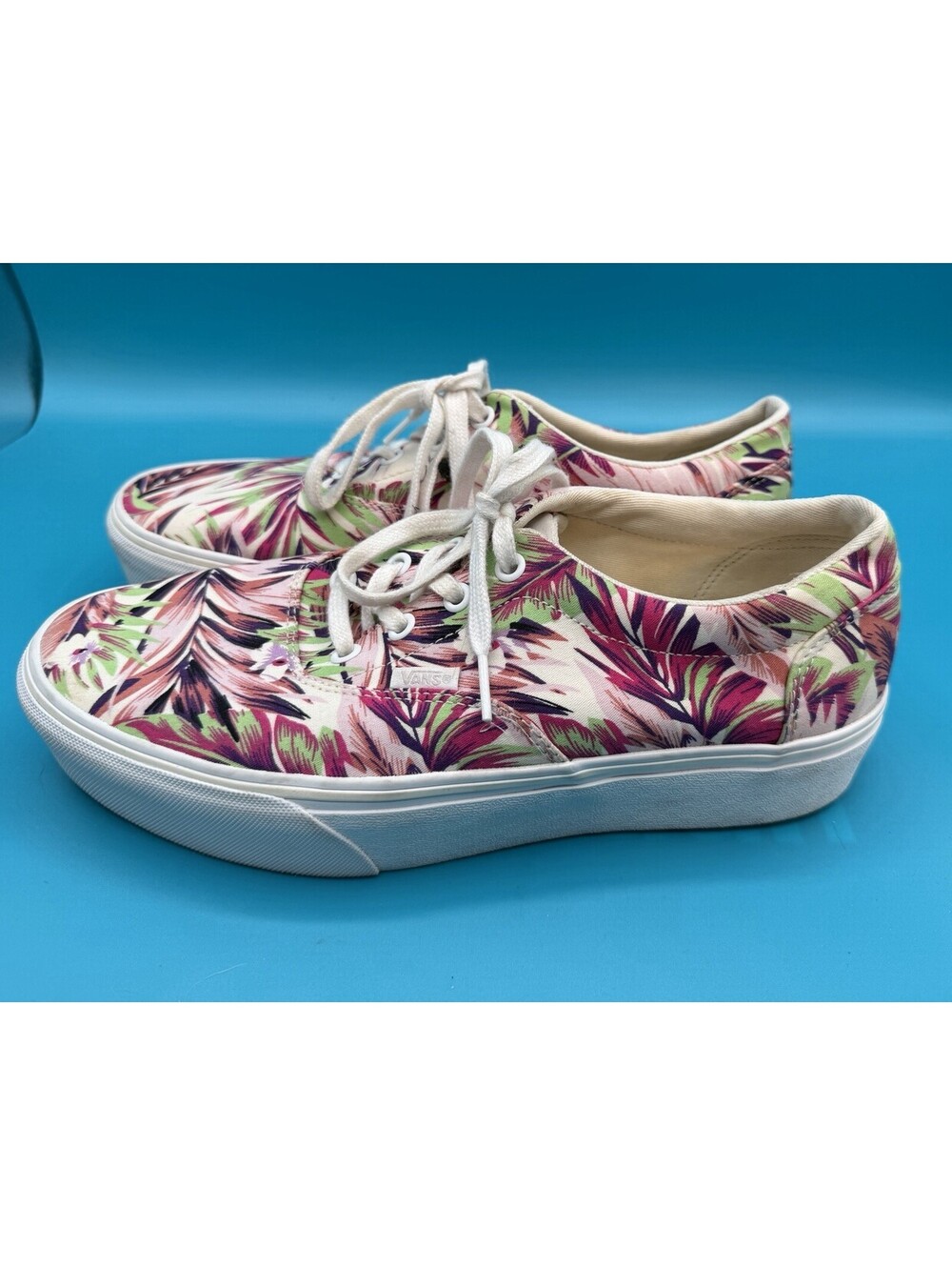 Vans Women’s Doheny Colorful Paradise Floral Tropical Print Platform Sneakers 10